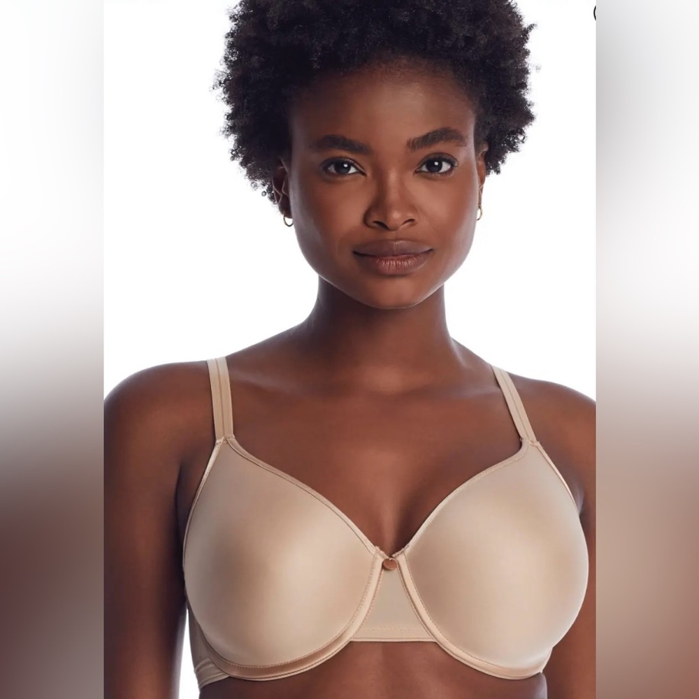 NWT! Chantelle T-Shirt Bra size 32B